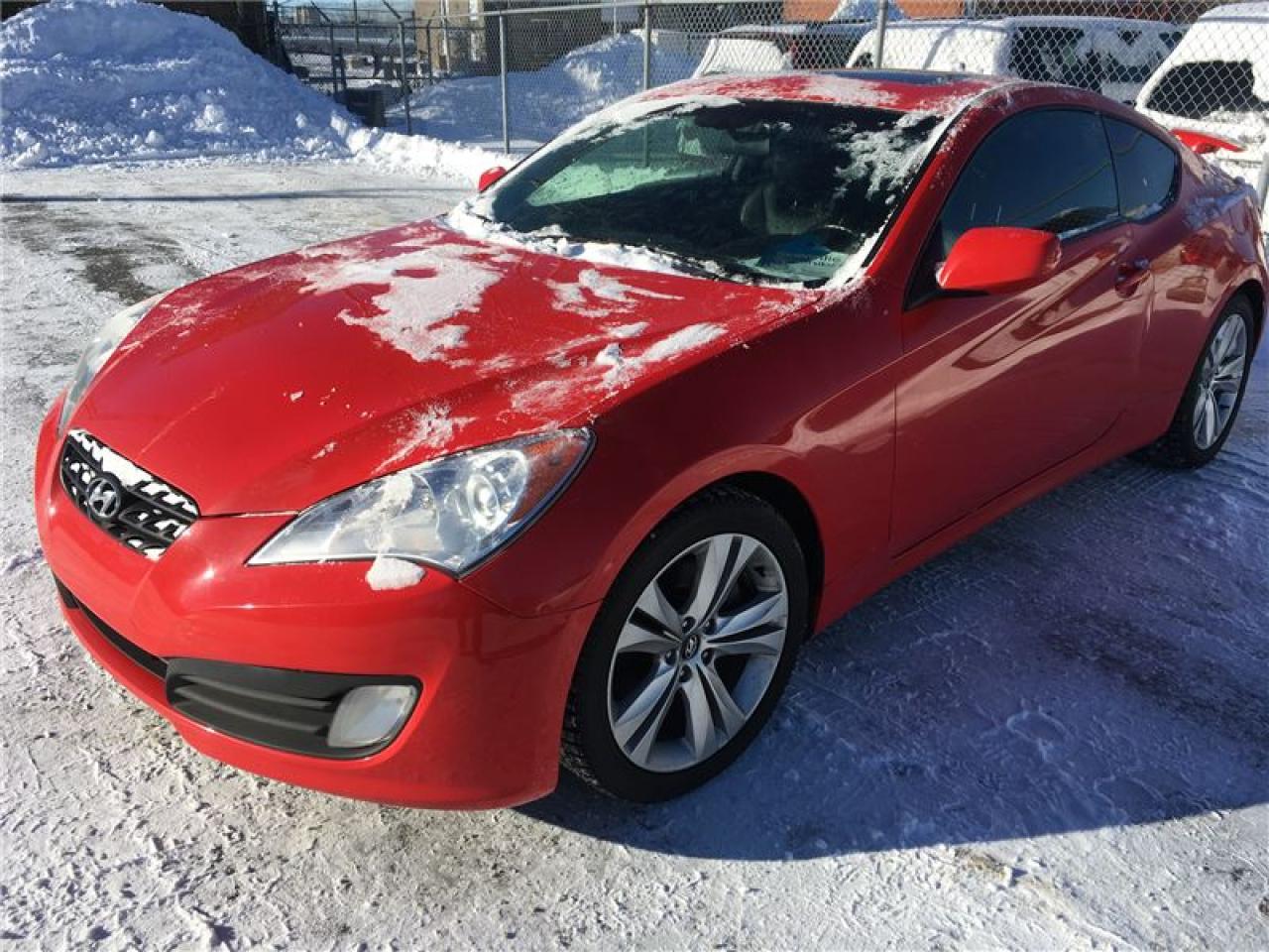 Used 2011 Hyundai Genesis 2.0t Premium Cuir for sale in Laval, QC