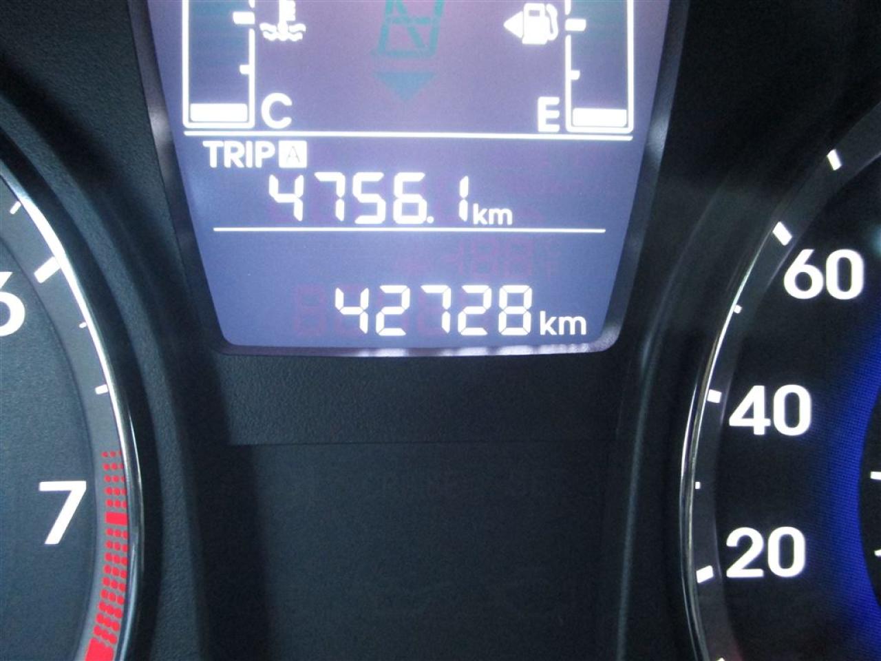 648343