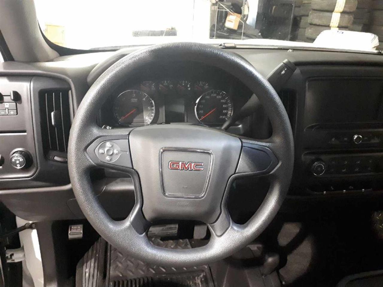 648351