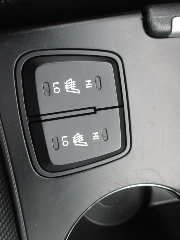 648360