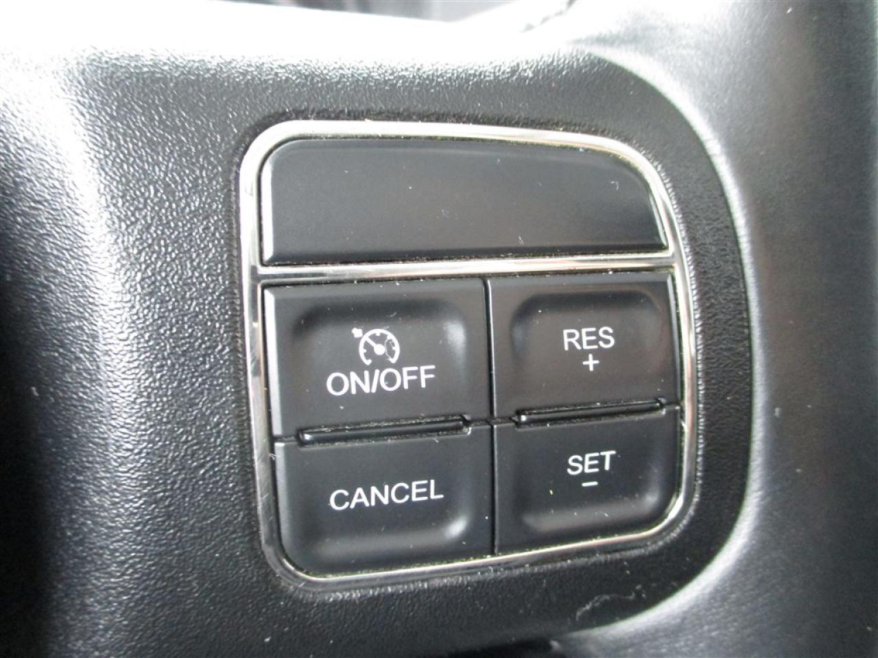648381