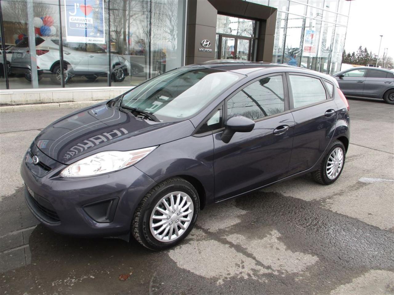 Used 2013 Ford Fiesta SE for sale in Chambly, QC