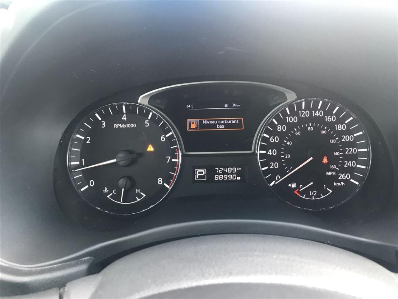 648486
