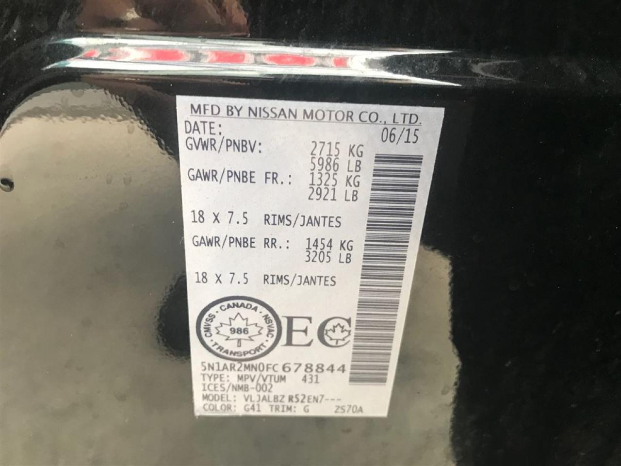 648486