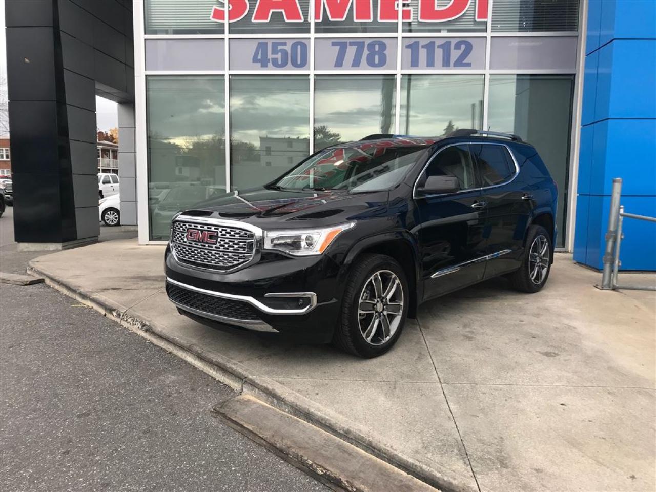 Used 2017 GMC Acadia Denali for sale in St-Hyacinthe, QC