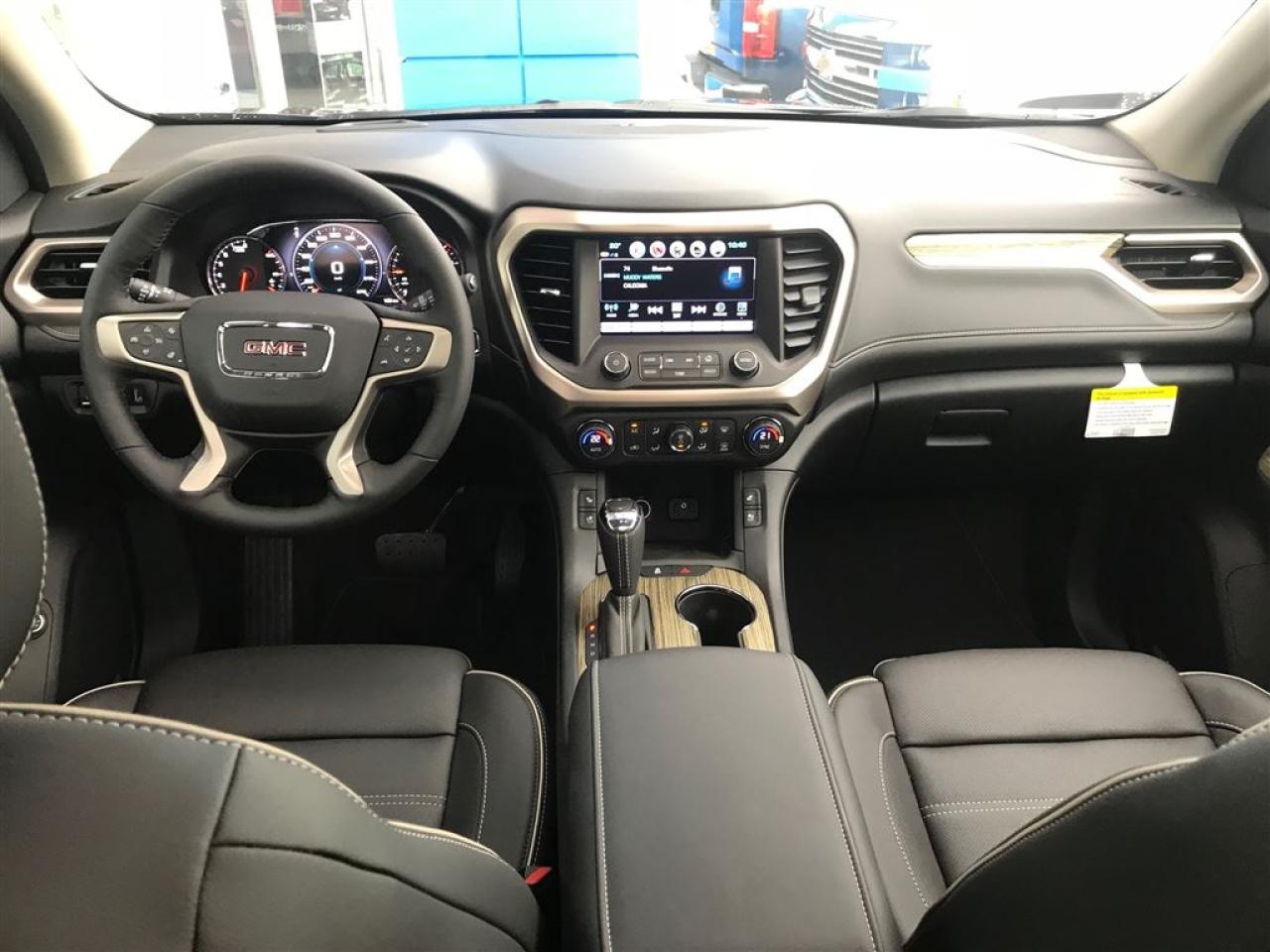 648490