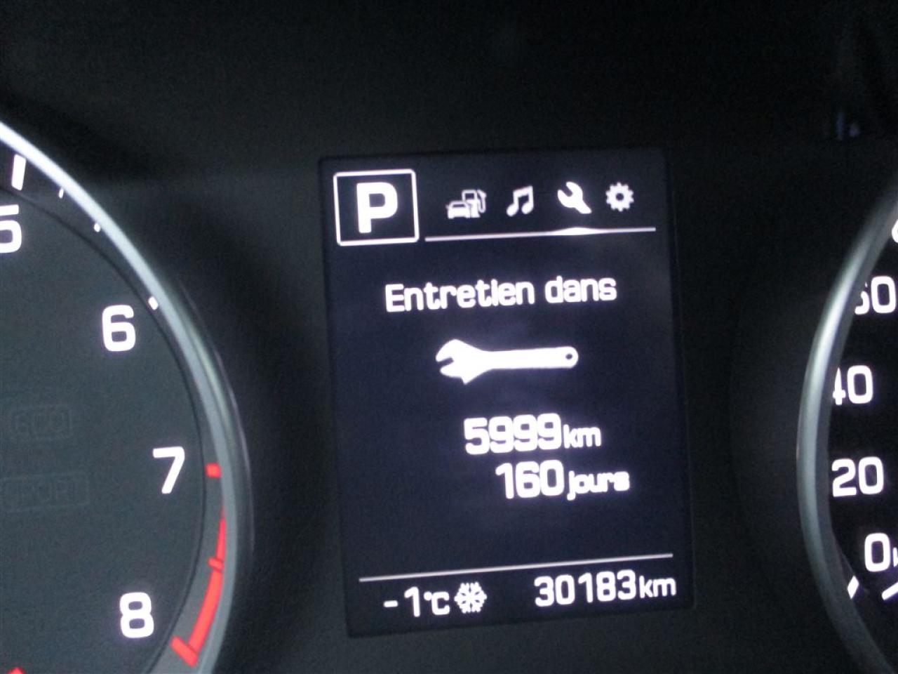 648493