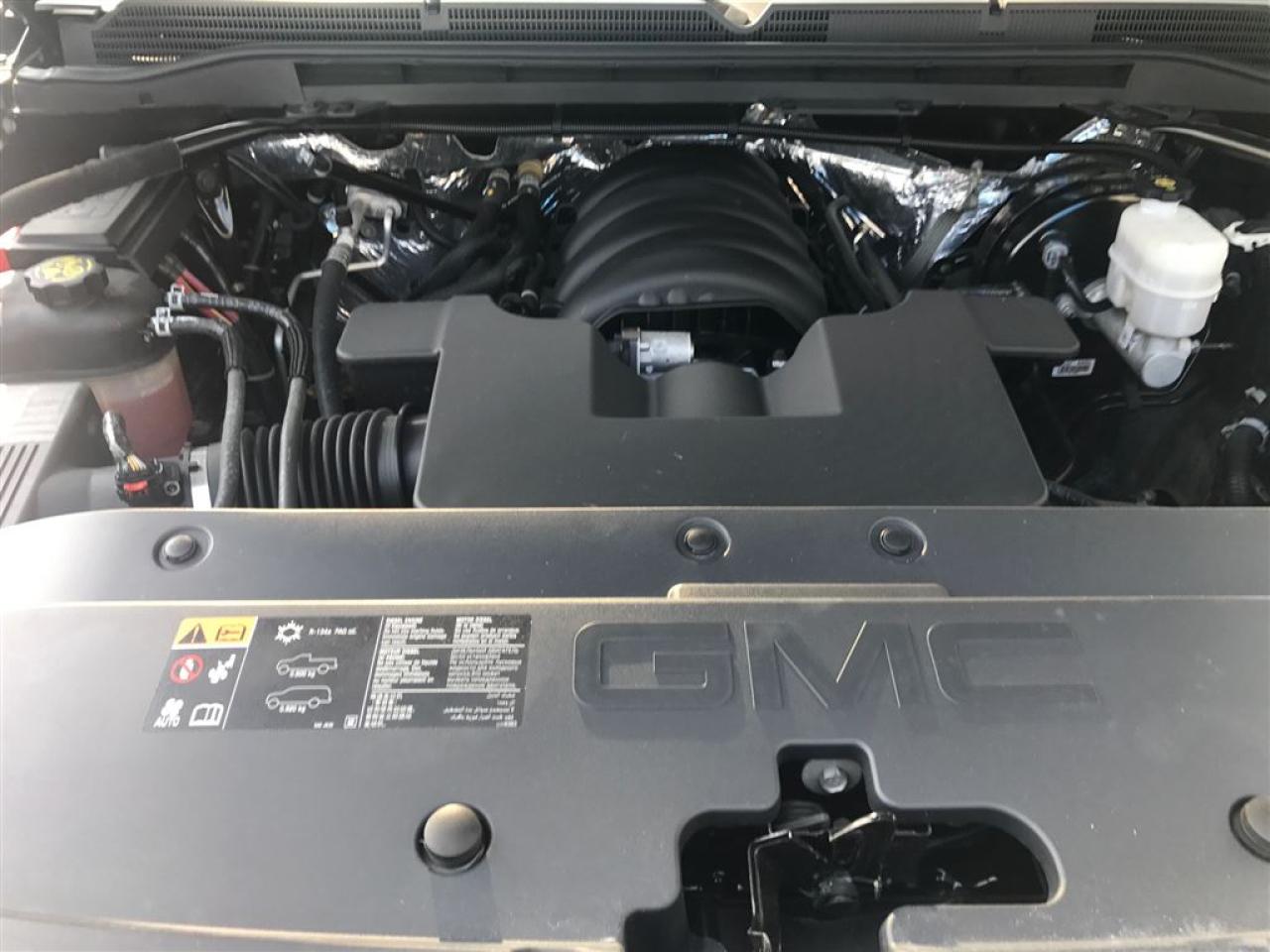 648512