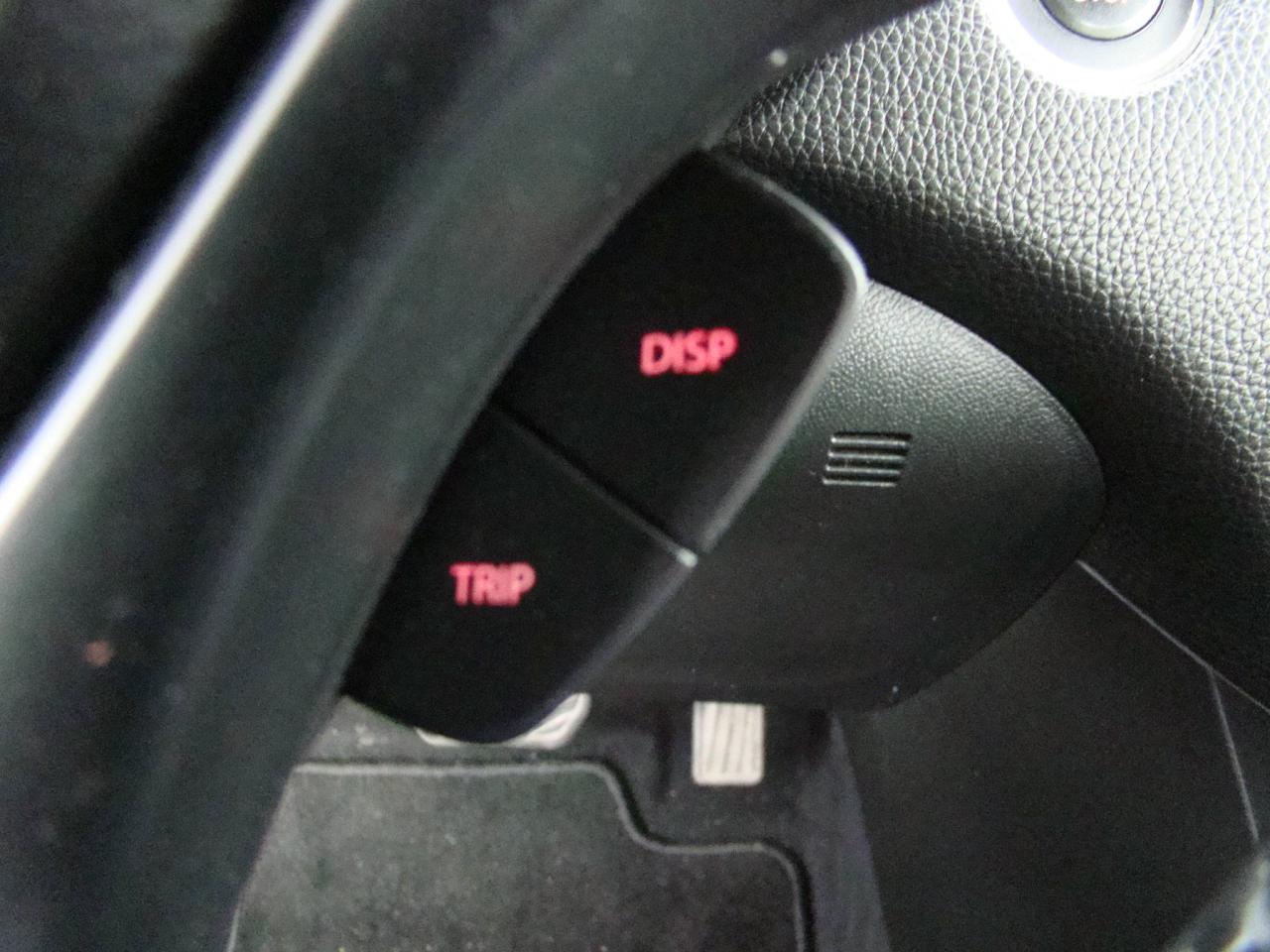 648572