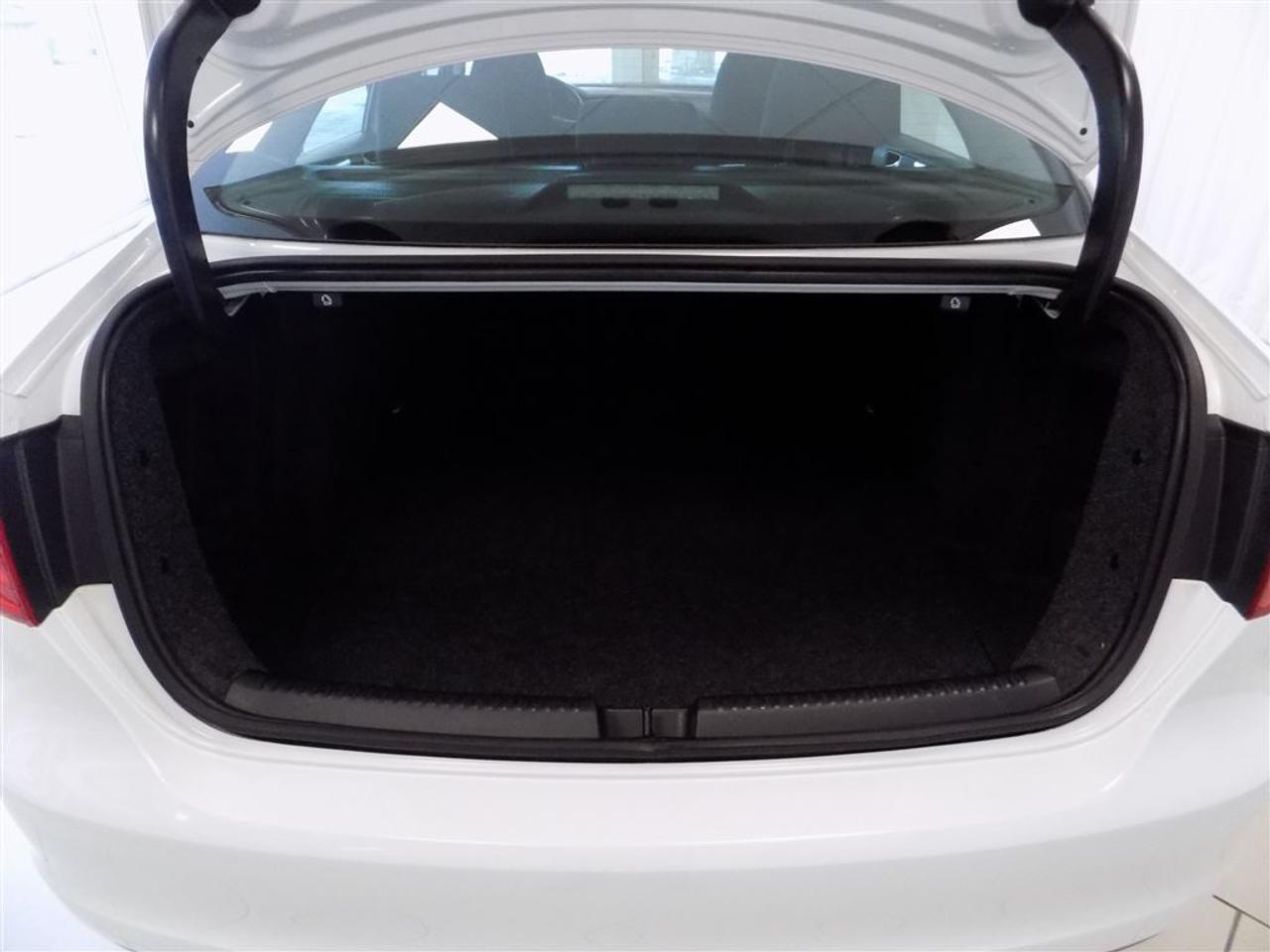 648682.11346191
