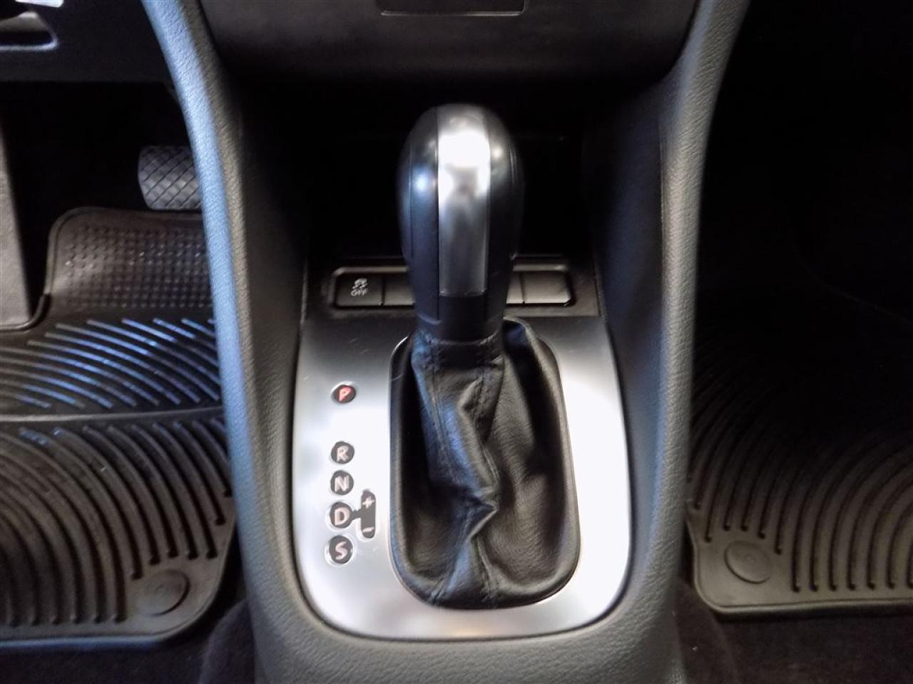 648708