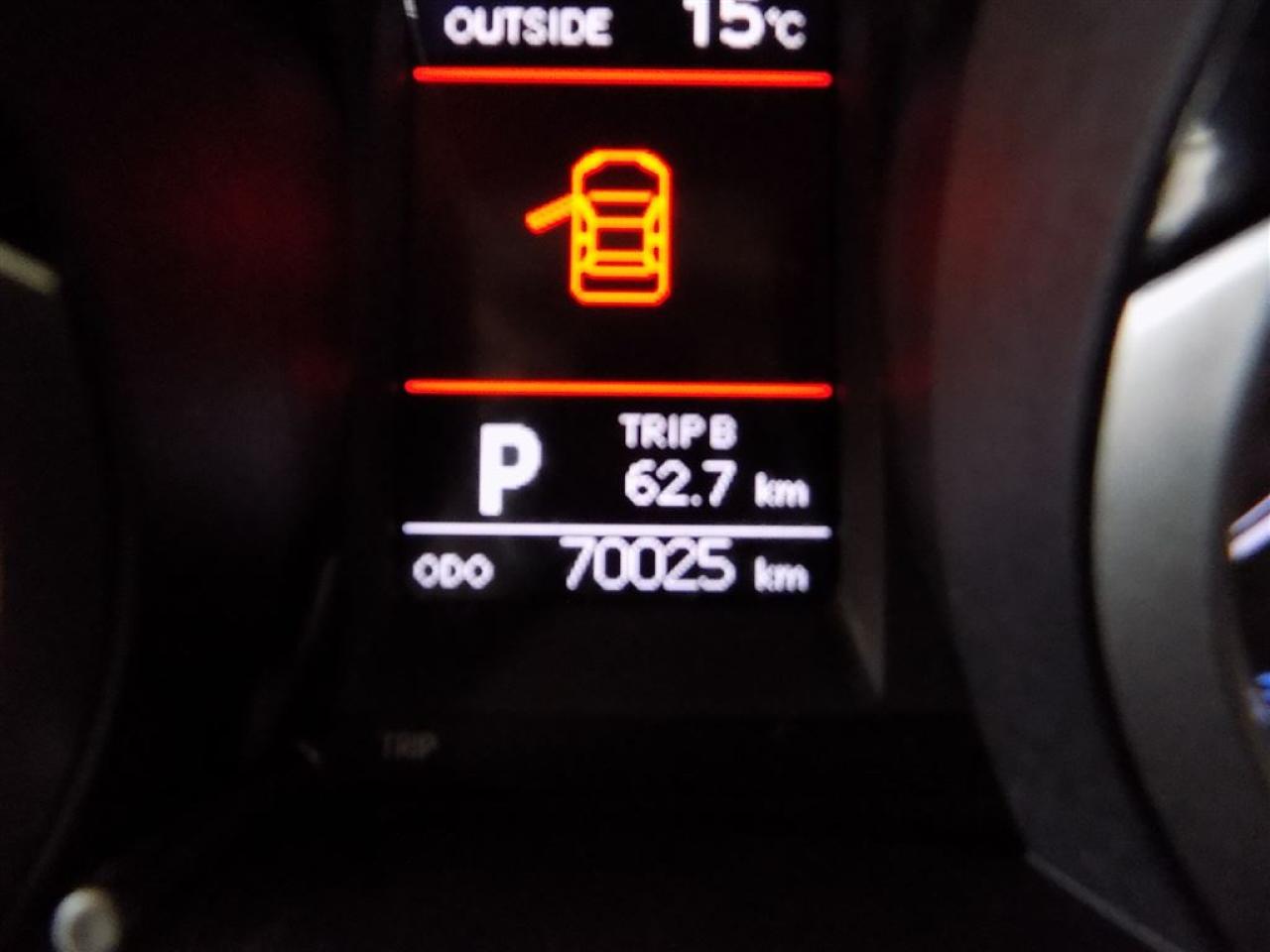 648751