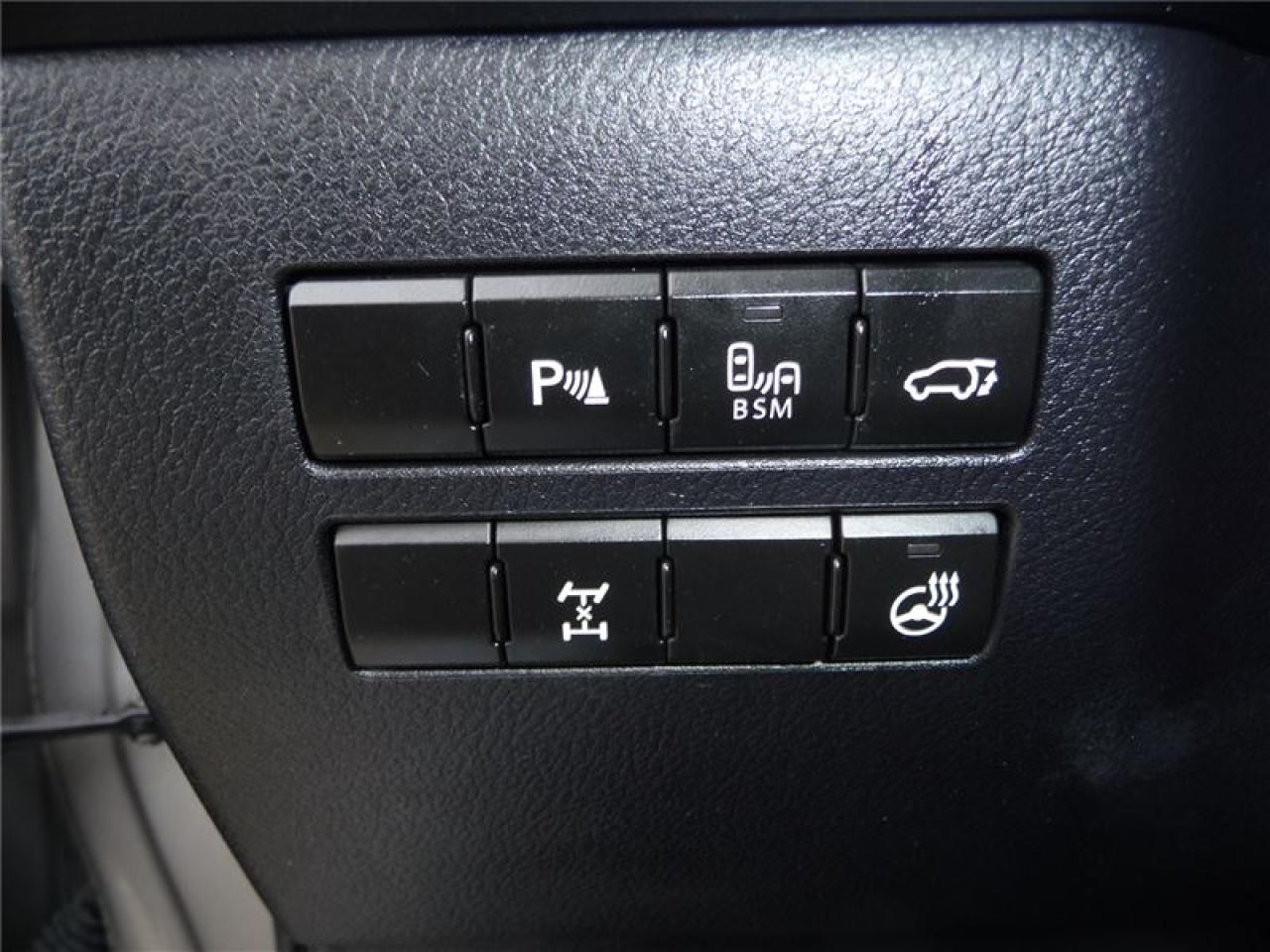 648802
