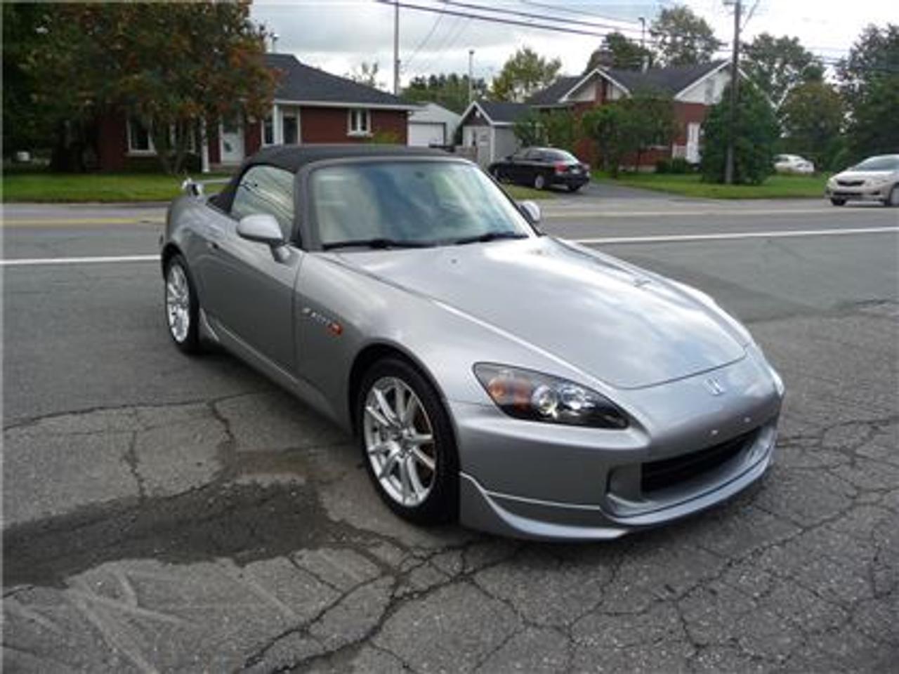 <a href=https://www.autoaubaine.com/Honda-S2000-c6902045.html>https://www.autoaubaine.com/Honda-S2000-c6902045.html</a>

véhicule canadien, accidenté léger arriere gauche, en marche, 111355 km