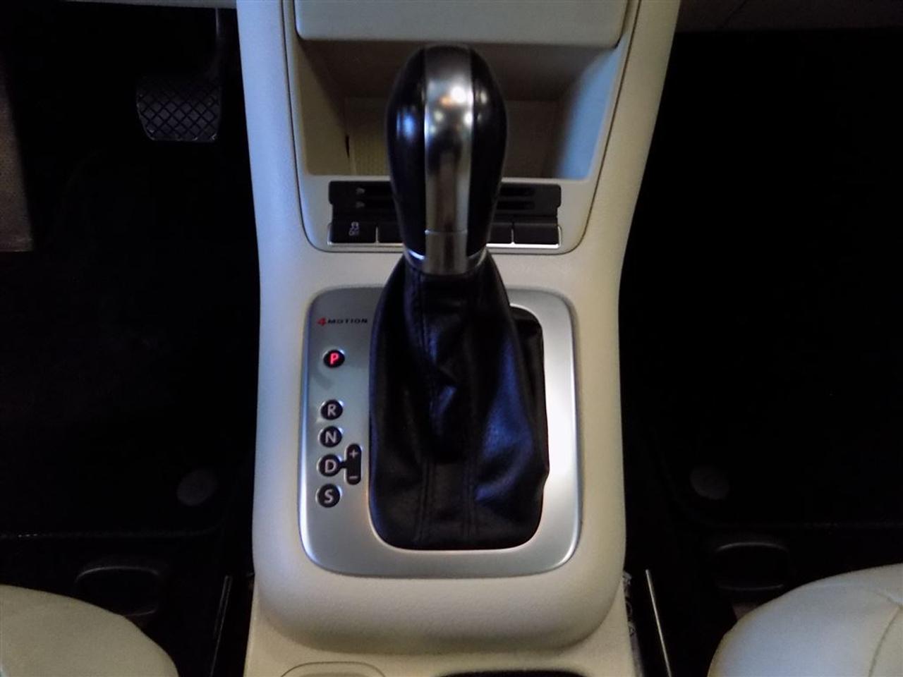 648838.11348934