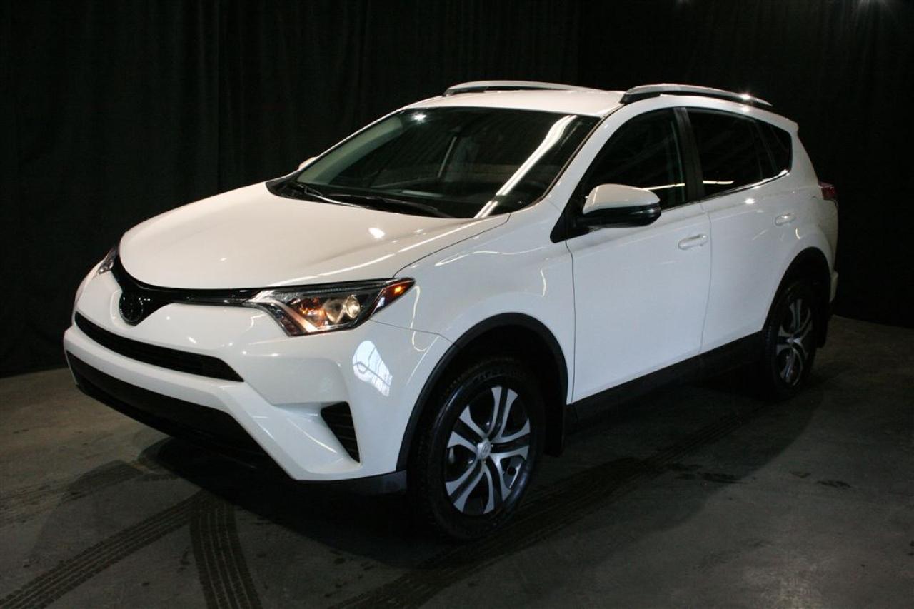 Used 2017 Toyota RAV4 Le Awd Camera Recul for sale in St-Eustache, QC