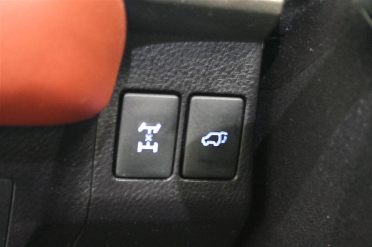 648876