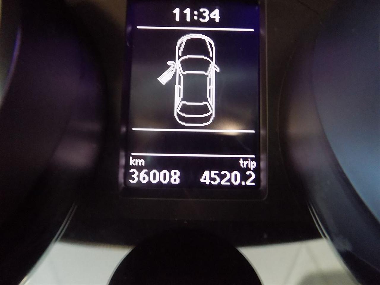 648881