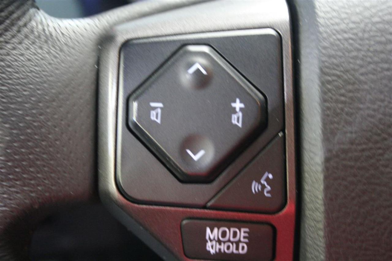 648887