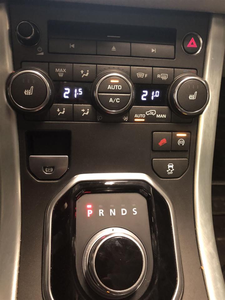 648890