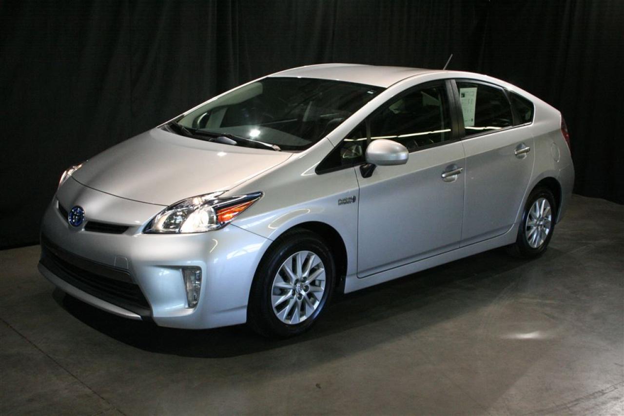 Used 2014 Toyota Prius Plug-In  for sale in St-Eustache, QC