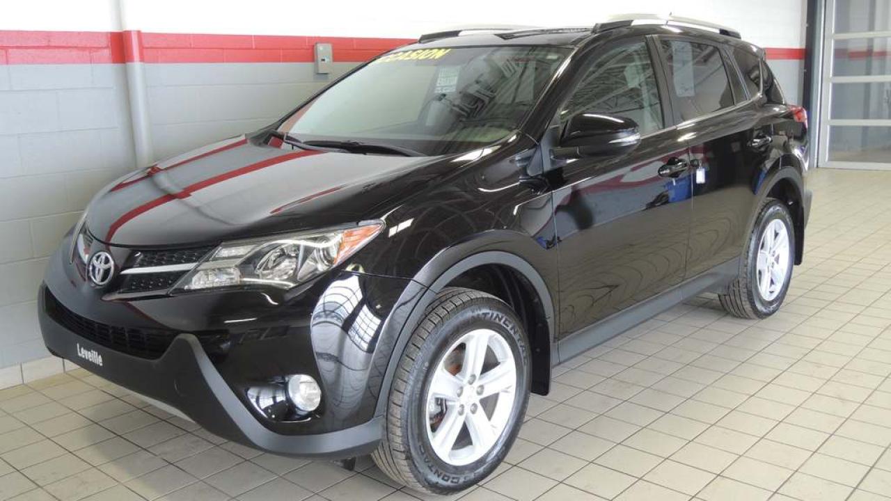 Used 2014 Toyota RAV4 Xle Awd T.ouvrant for sale in Terrebonne, QC