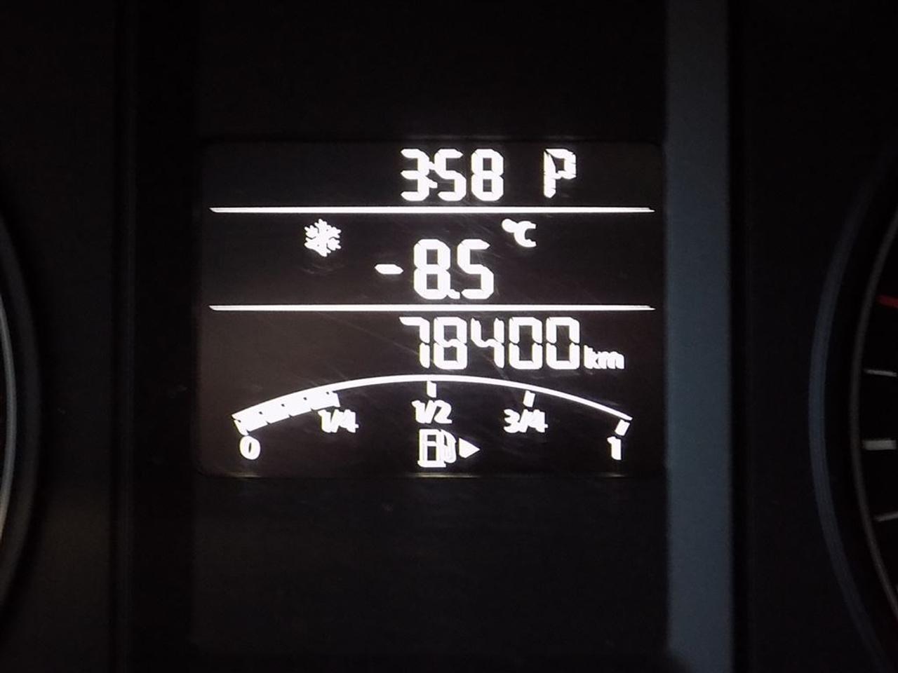 648945.11351073