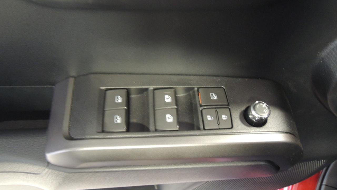 648950.11351101