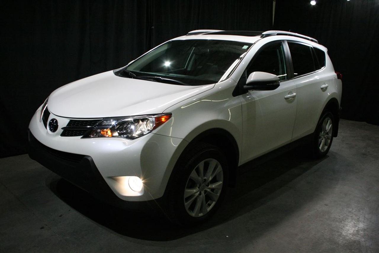 <a href=https://www.toyotasteustache.com/occasion/Toyota-RAV4-2015.html>https://www.toyotasteustache.com/occasion/Toyota-RAV4-2015.html</a>

MAGNIFIQUE RAV4 LIMITED AWD 2015 AVEC SEULEMENT 25 120 KM,TOUT ÉQUIPÉ + INTÉRIEUR CUIR + SYS.DE NAVIGATION + TOIT OUVRANT+PUSH-START . UN SEUL PROPRIÉTAIRE,ACHETÉ NEUF A NOTRE CONCESSIONNAIRE LE 22 DÉCEMBRE 2014 ET RÉGULIÈREMENT ENTRETENU A NOTRE DÉPARTEMENT DE SERVICE.JAMAIS ACCIDENTÉ ET BAS KILOMÉTRAGE CERTIFIÉ. BALANCE DE GARANTIE TOYOTA SUR LE GROUPE MOTOPROPULSEUR JUSQUAU 22 DÉCEMBRE 2019 OU 100 000 KM TRANSFÉRABLE SANS FRAIS.TOUS NOS VÉHICULES SONT SOIGNEUSEMENT INSPECTÉS ET RECONDITIONNÉS .FINANCEMENT DISPONIBLE SUR PLACE À DES TAUX TRÈS AVANTAGEUX.CHEZ TOYOTA ST-EUSTACHE NOUS VOUS OFFRONS DES VÉHICULES DOCCASION CERTIFIÉS AU MEILLEUR RAPPORT QUALITÉ/PRIX.