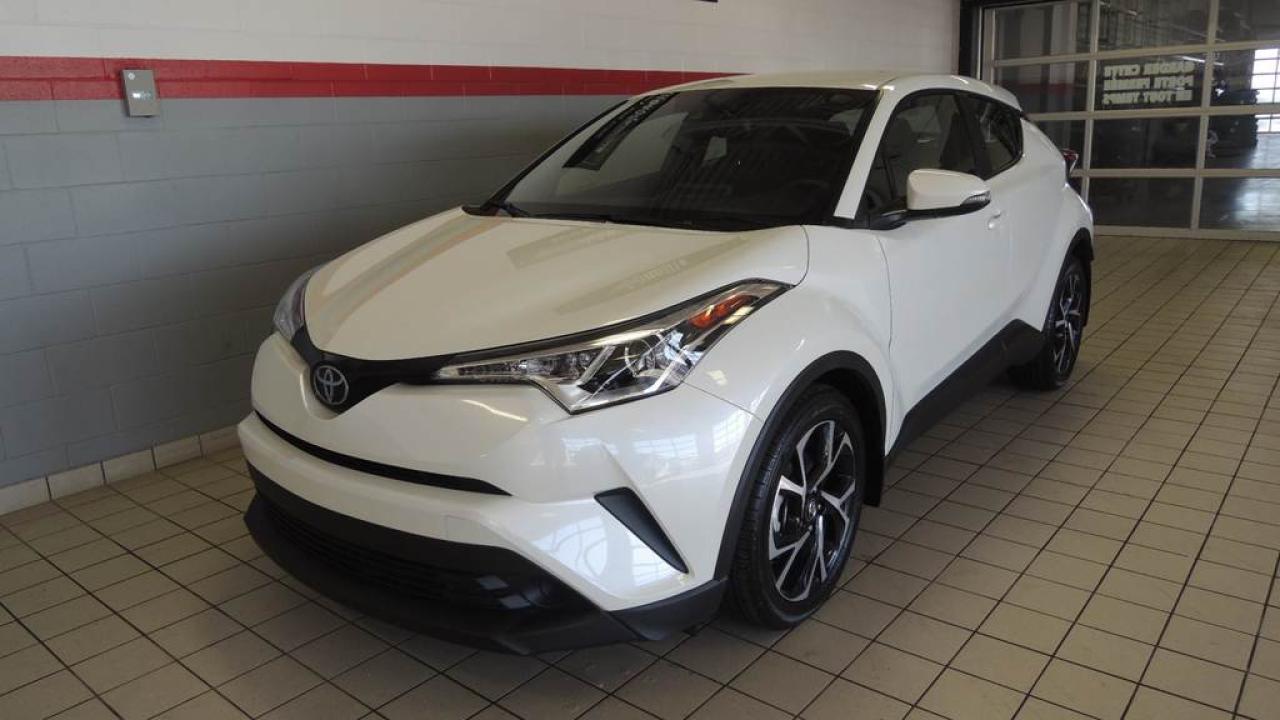 Used 2018 Toyota C-HR Xle Nouveau Modèle for sale in Terrebonne, QC