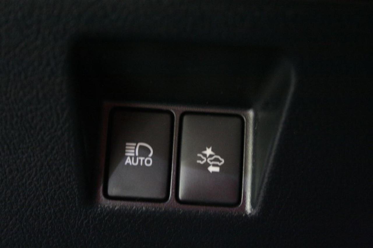 648962