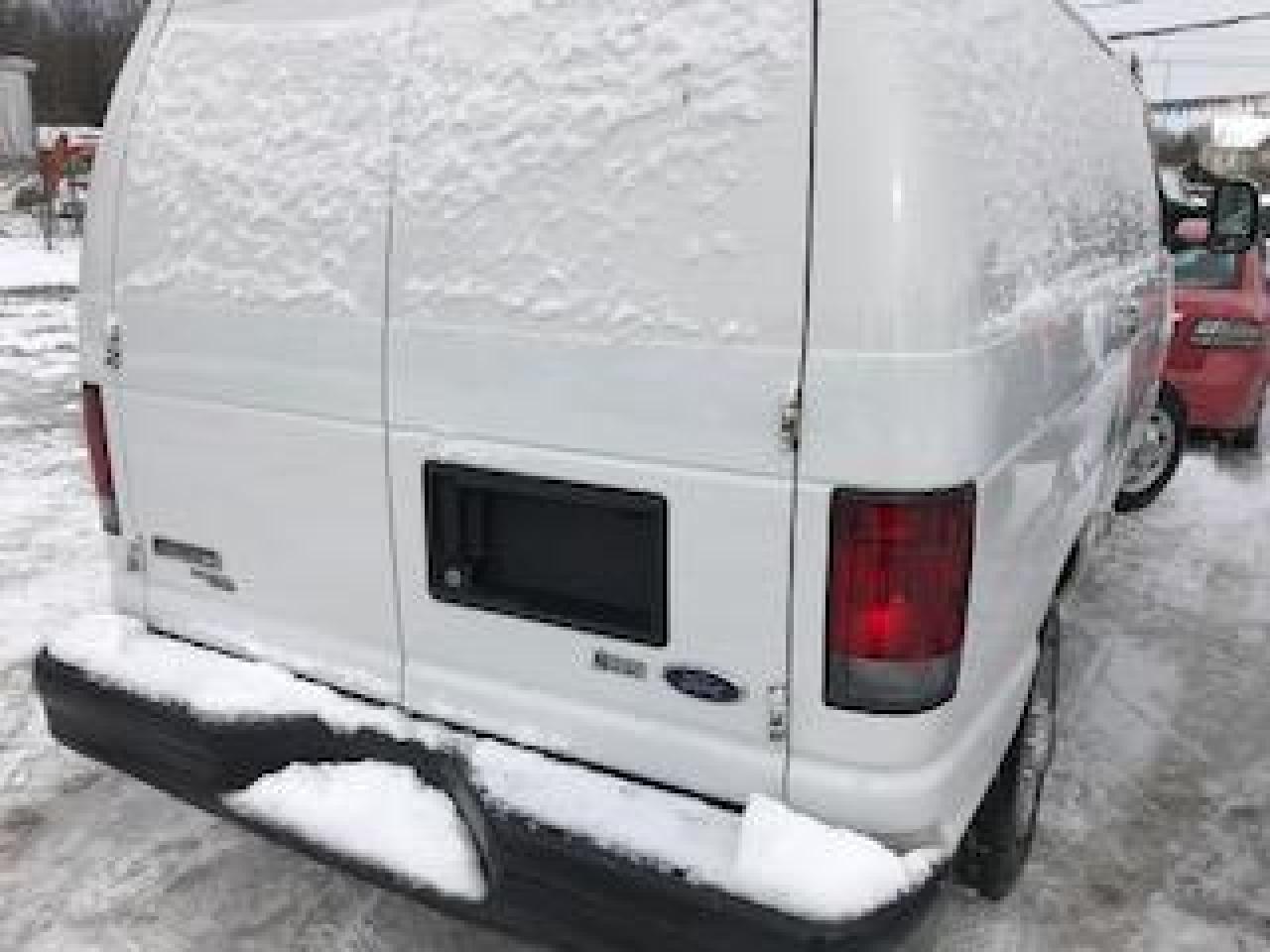 649015