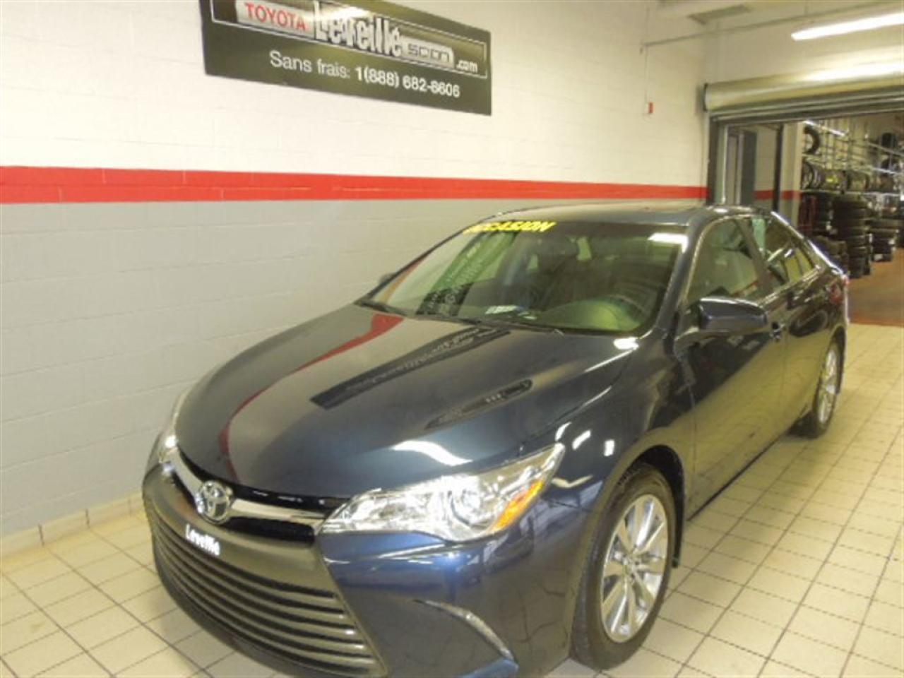 Used 2015 Toyota Camry Xle T.équipé for sale in Terrebonne, QC