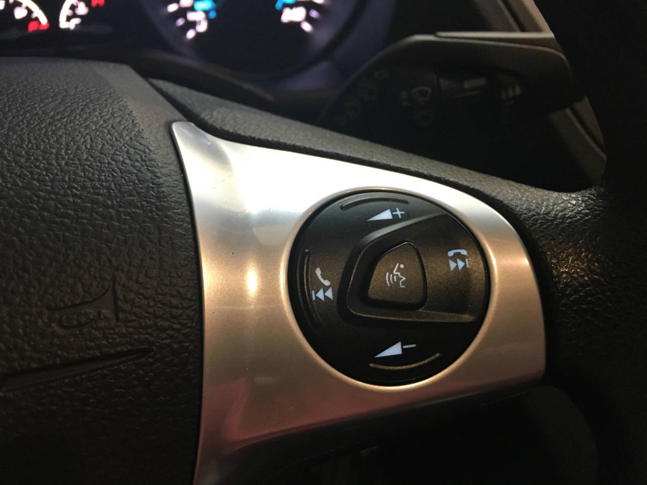649111
