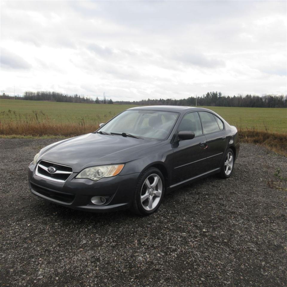 Used 2008 Subaru Legacy Awd , T.ouvrant for sale in Mirabel, QC