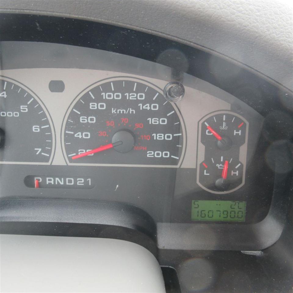 649177