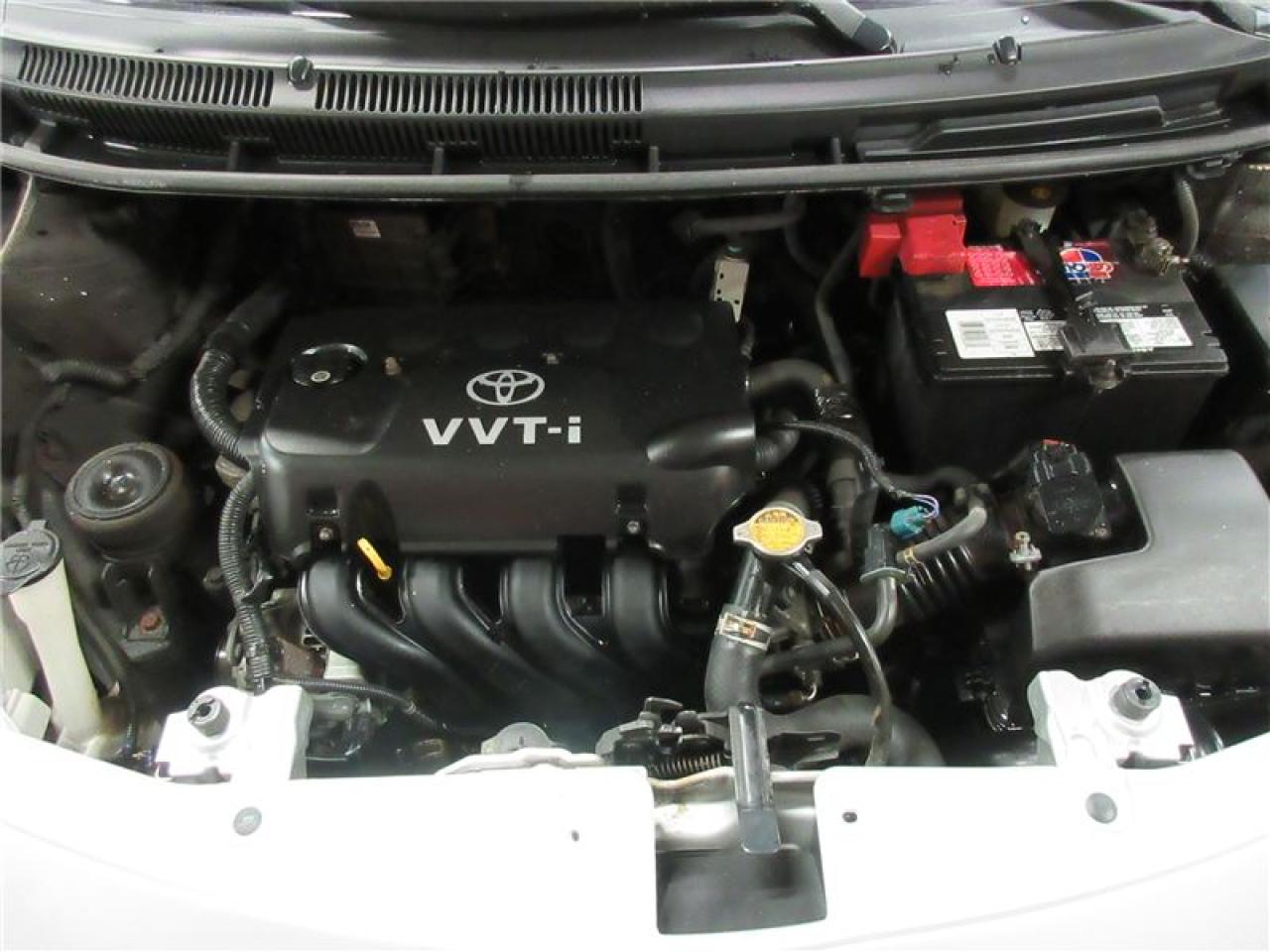 649303