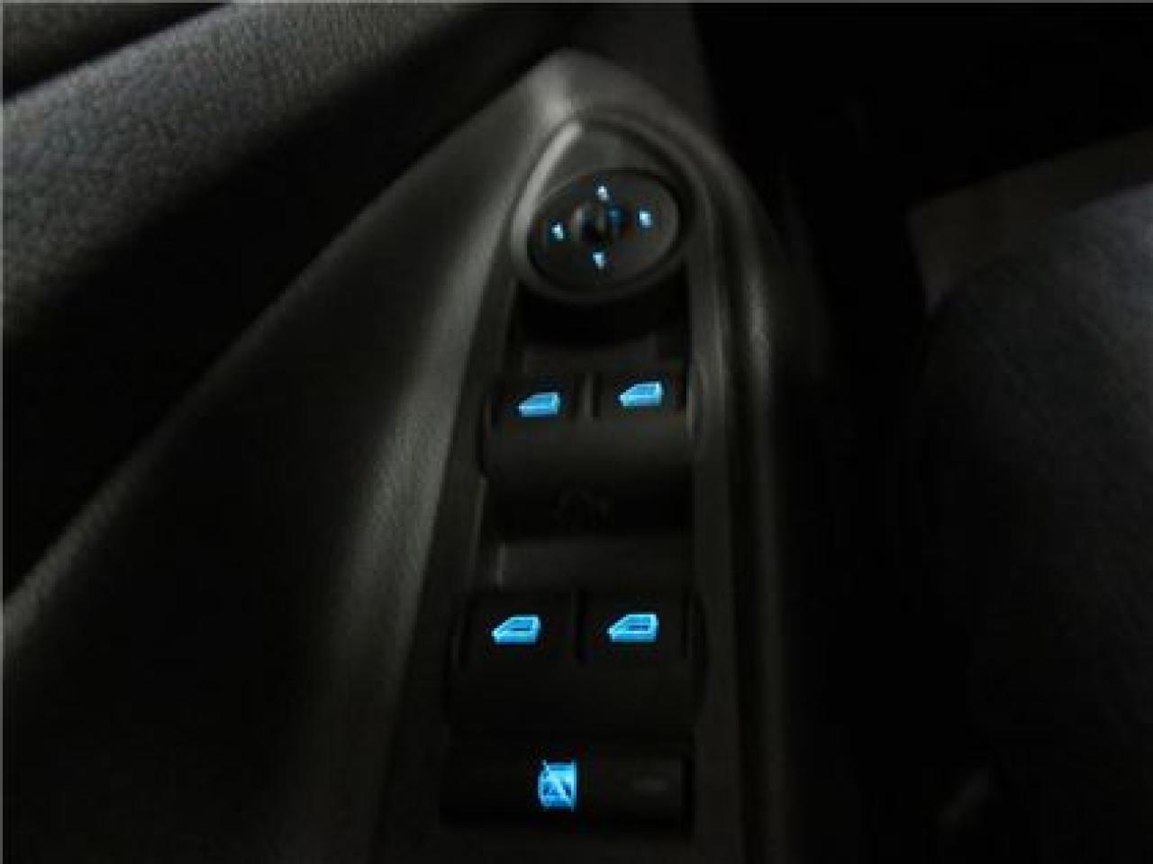 649327