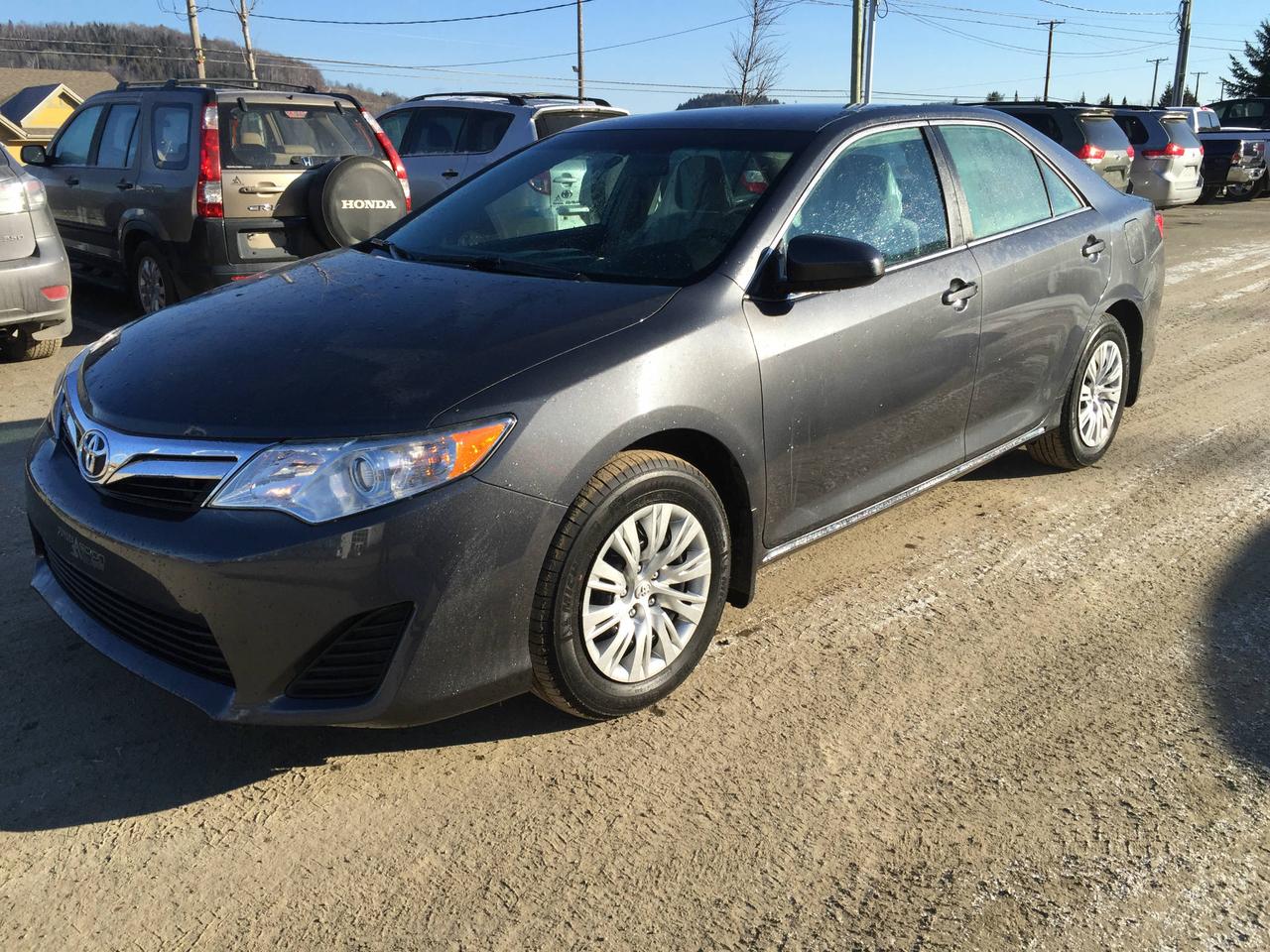 <a href=https://www.toyotasteagathe.com/occasion/Toyota-Camry-2012.html>https://www.toyotasteagathe.com/occasion/Toyota-Camry-2012.html</a>

TRES BAS KILO ACHETÉ ET ENTRETENU ICI BALANCE DE GARANTI TOYOTA 5/100 EXP 2017/05/14
des frais concessionnaire 399.00 en sus