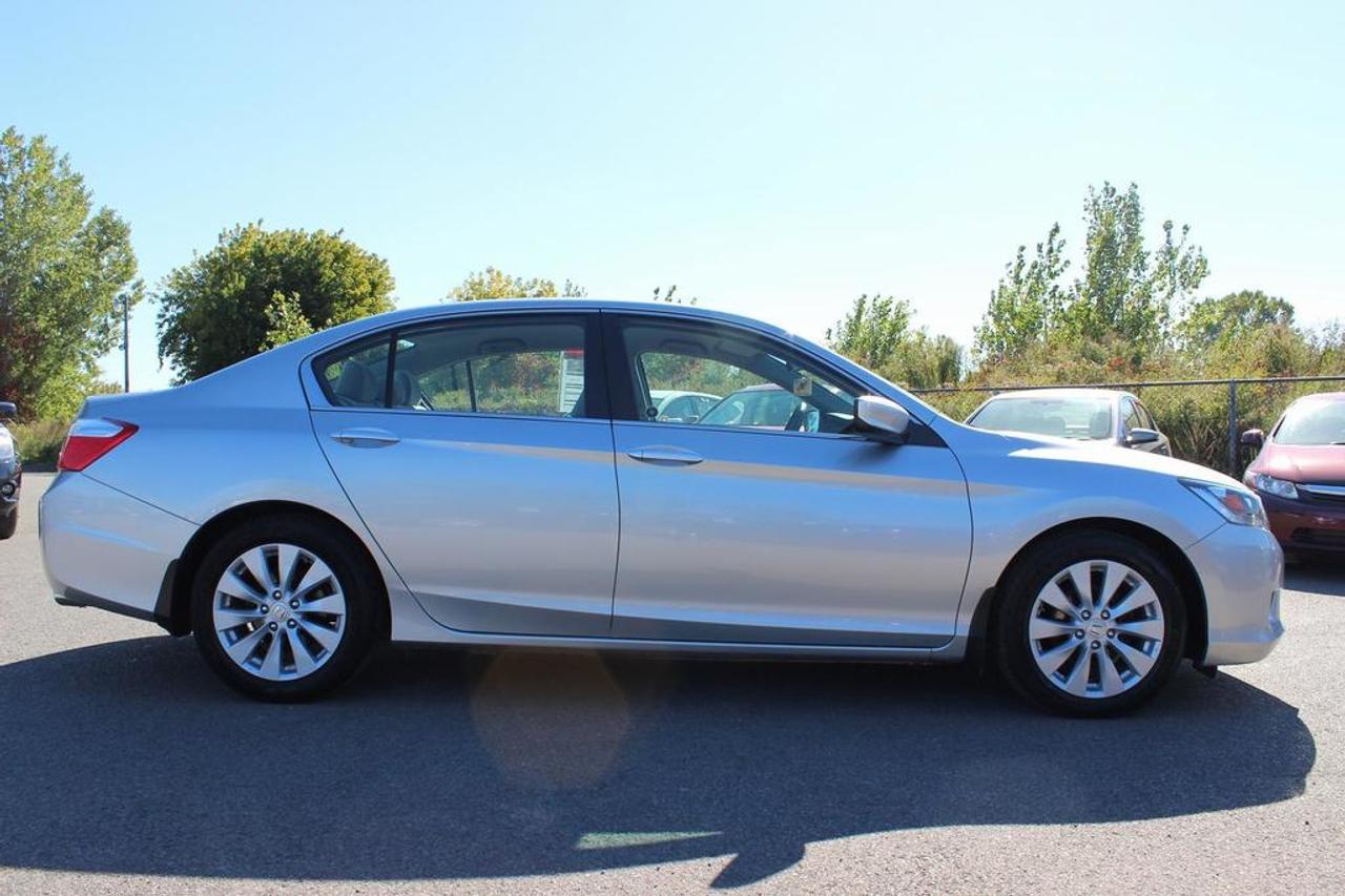 649334.11357432