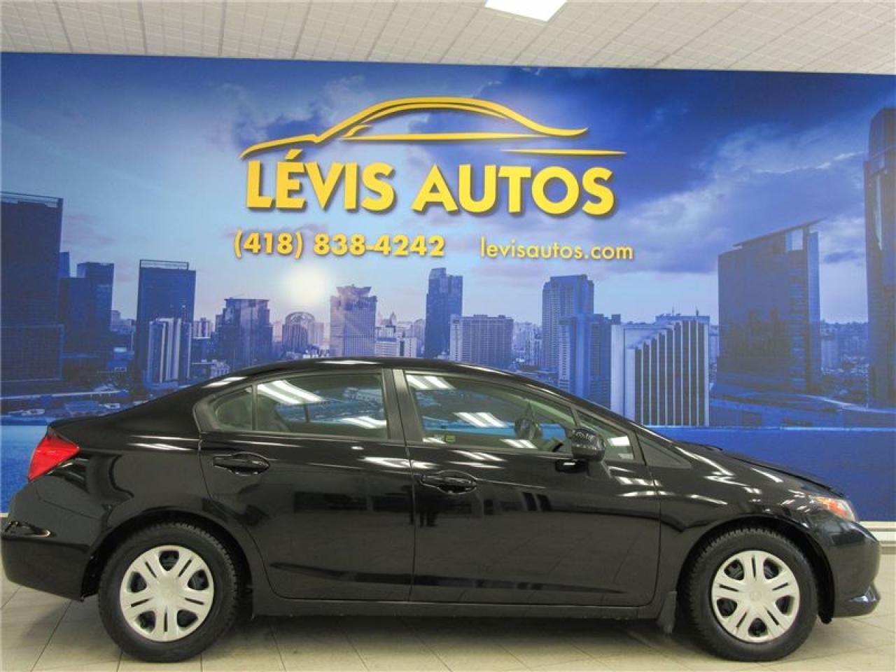 Used 2012 Honda Civic LX for sale in Lévis, QC