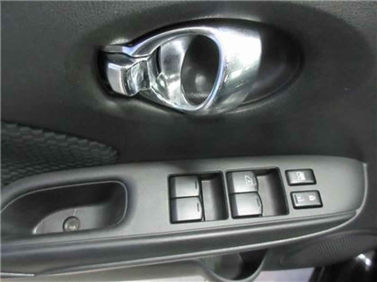 649358