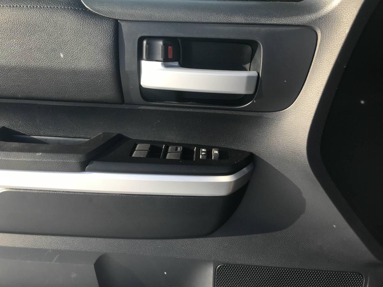 649366