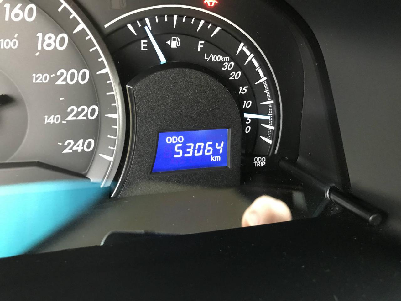 649374