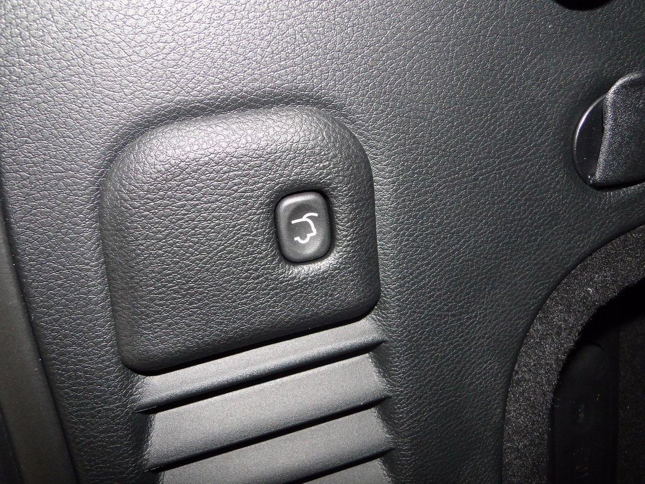 649381.11358572