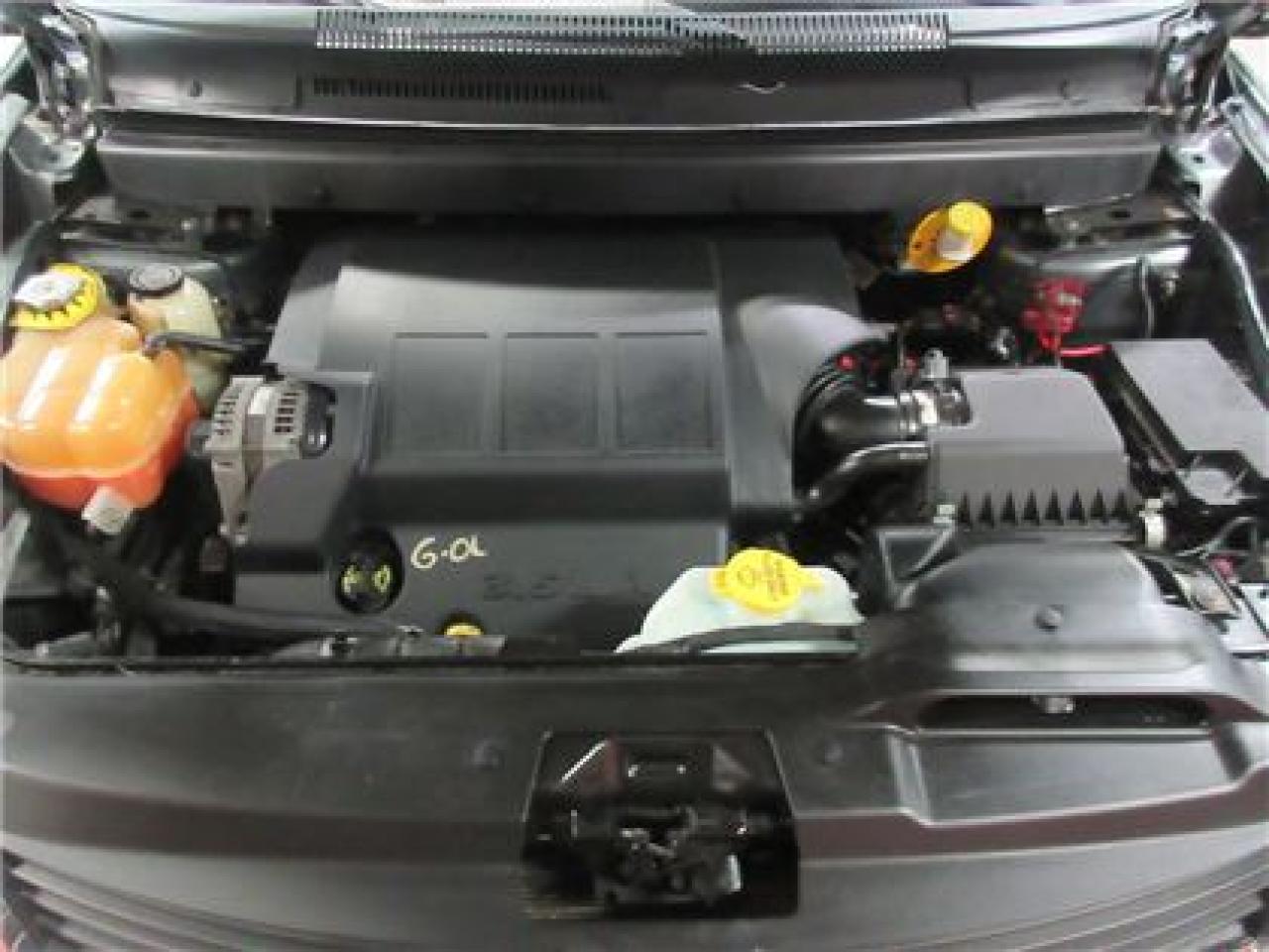 649400