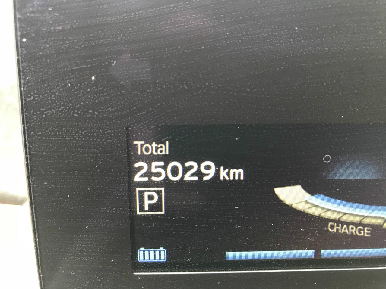 649402