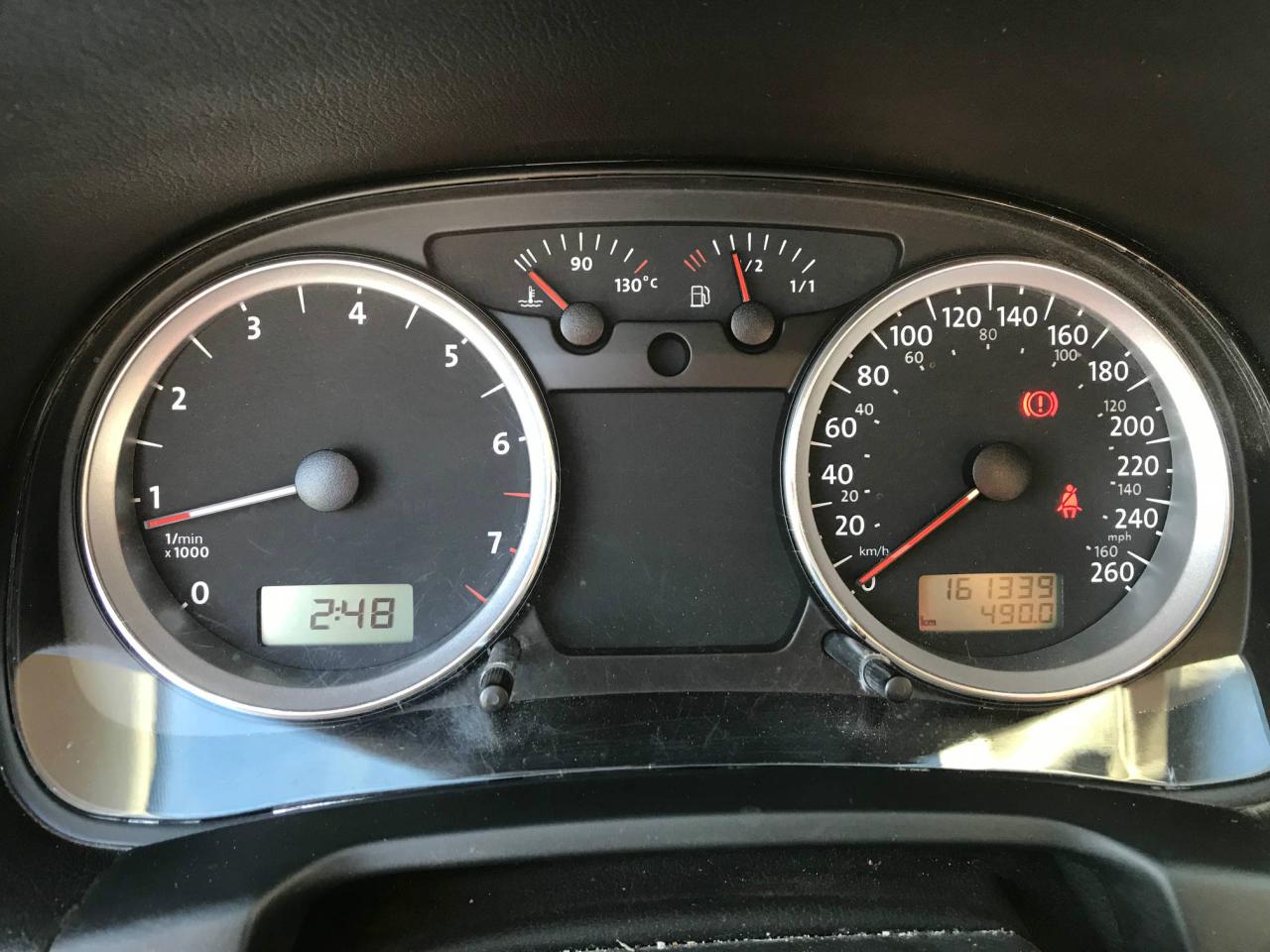 649423