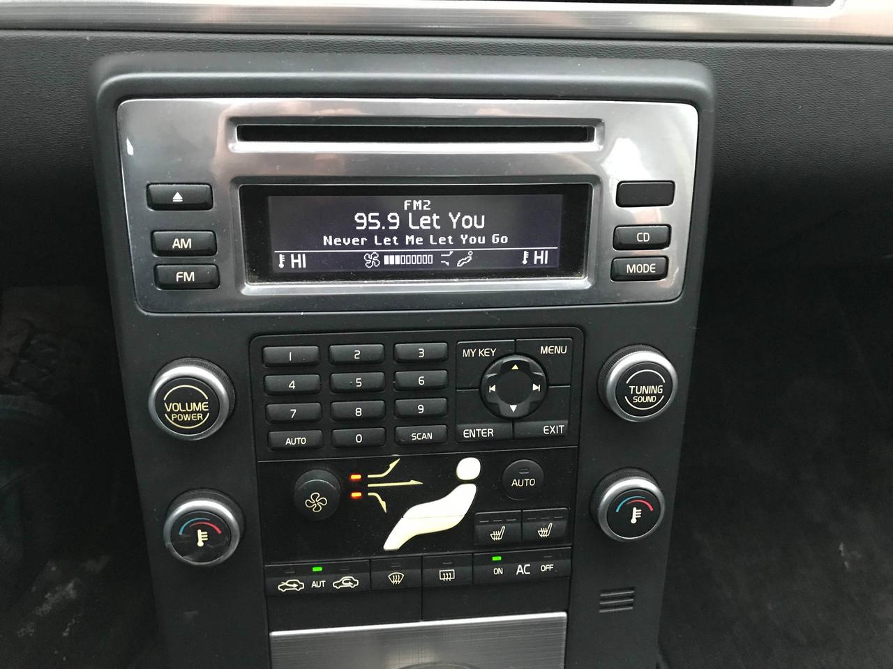 649437.11359775