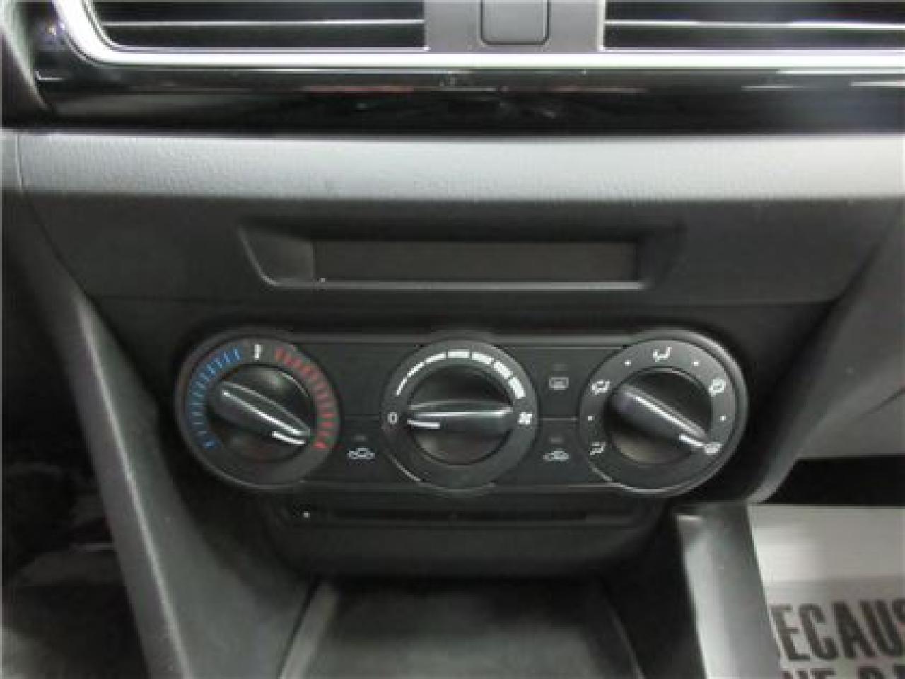 649477